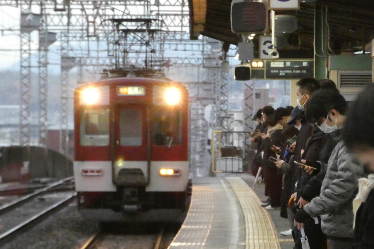 「電車が参ります」<br />
要 朋輝　<br />
立命館宇治中学校<br />
中学 2年